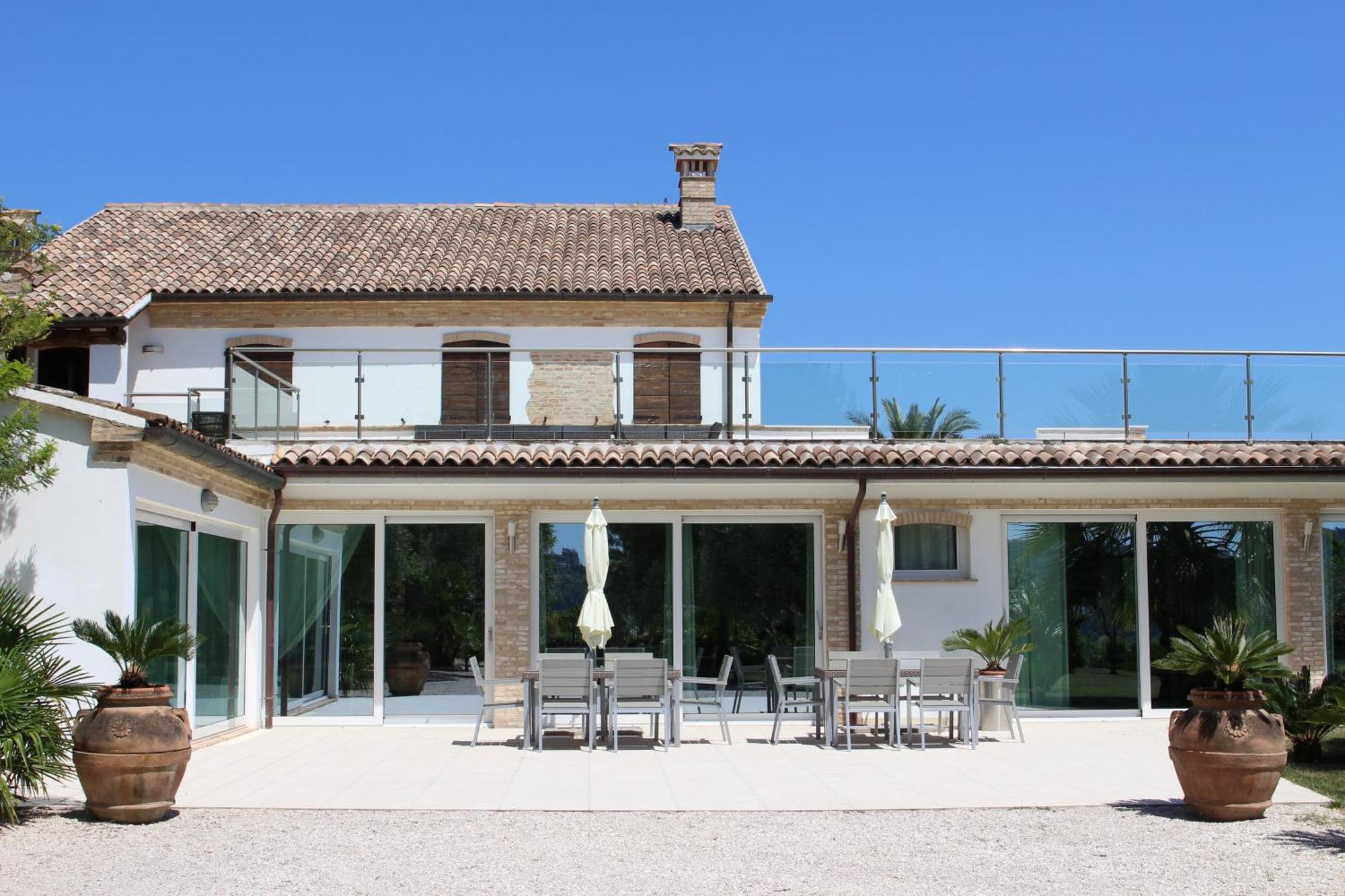 Villa Belvedere Degli Ulivi 오시모 외부 사진